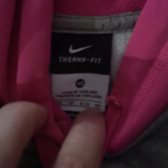 Nike therma fit xs pink and grey sweater - Picture 2 of 3